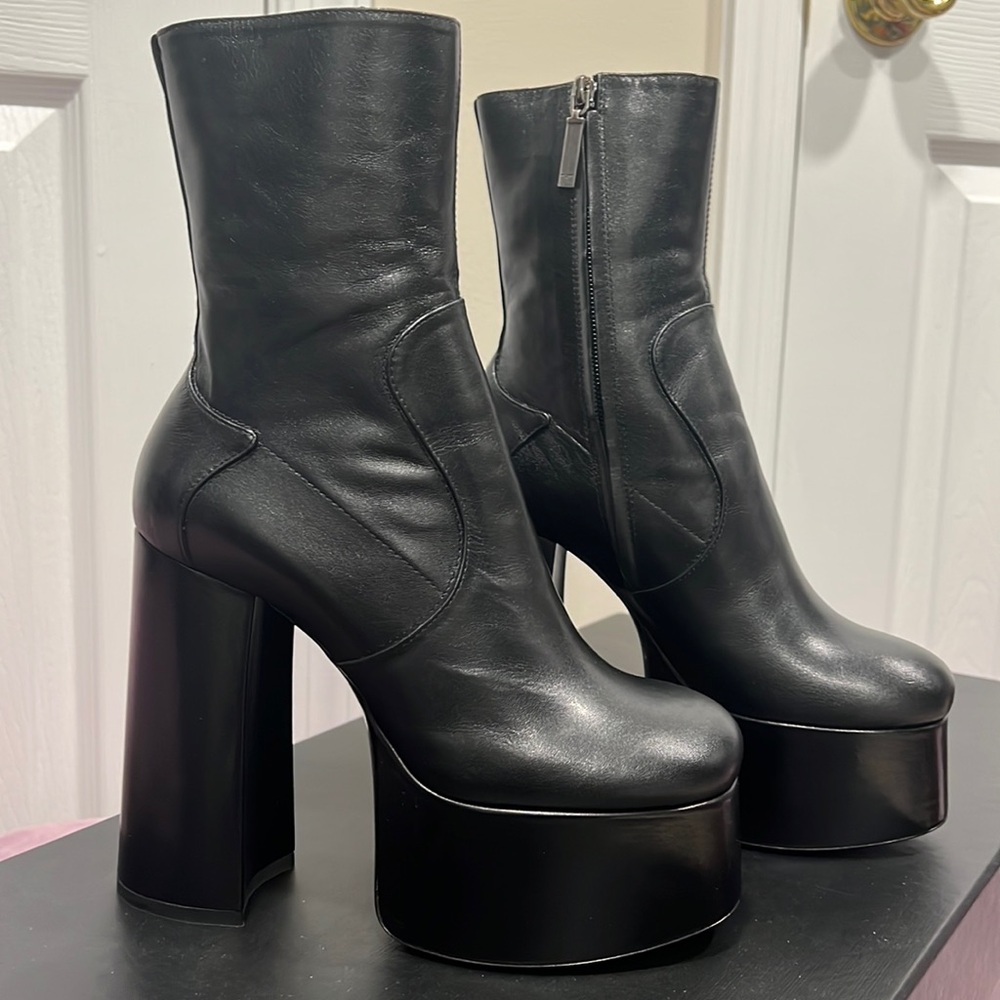 Saint Laurent Billy Platform Ankle Bootie Brand New Size 37.5